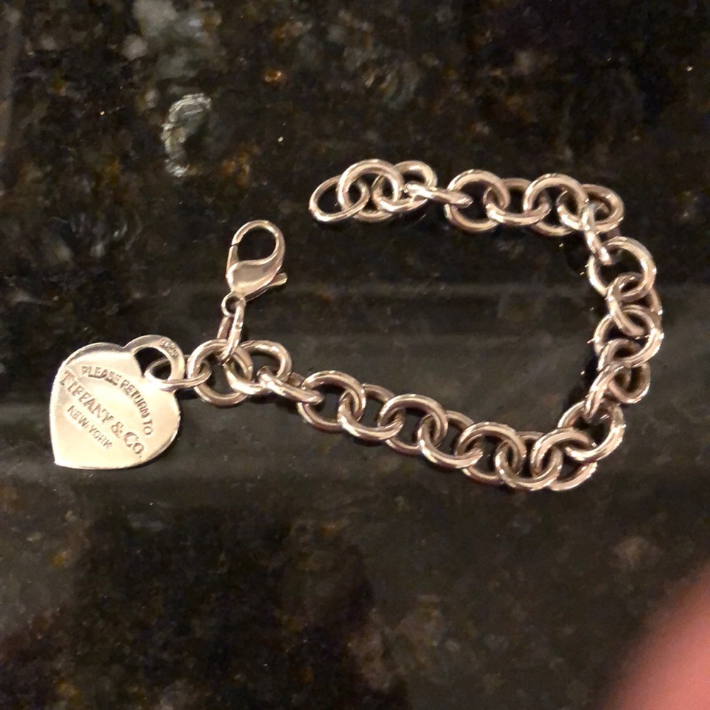 Return to Tiffany & Co. heart bracelet